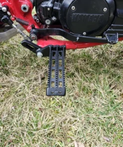 YAMAHA BANSHEE FOOT PEGS